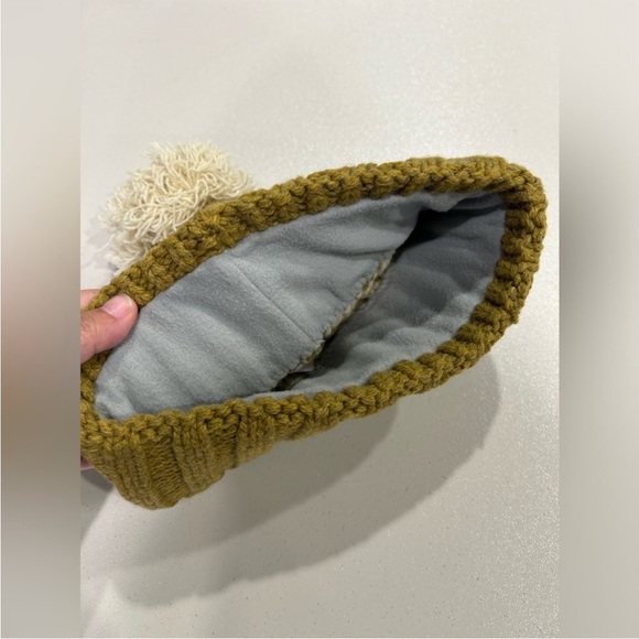 Patagonia Women's Snowbelle Beanie Ridge Cosmic Gold NWT Recycled Wool Yellow - Picture 5 of 9